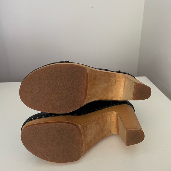 Swedish Hasbeens, Cilla Chelsea Pull-on high ankle black leather boot. Size 6. - Picture 6 of 8